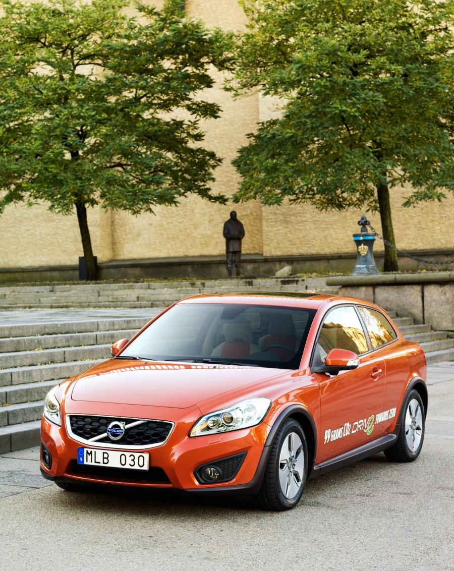  Volvo C30 DRIVe 2010 года  (фото 2 из 4)
